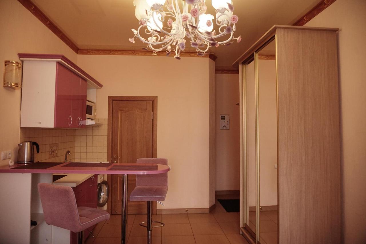 Doba In Ua Yavornytskoho119 Apartments ドニプロペトロウシク エクステリア 写真